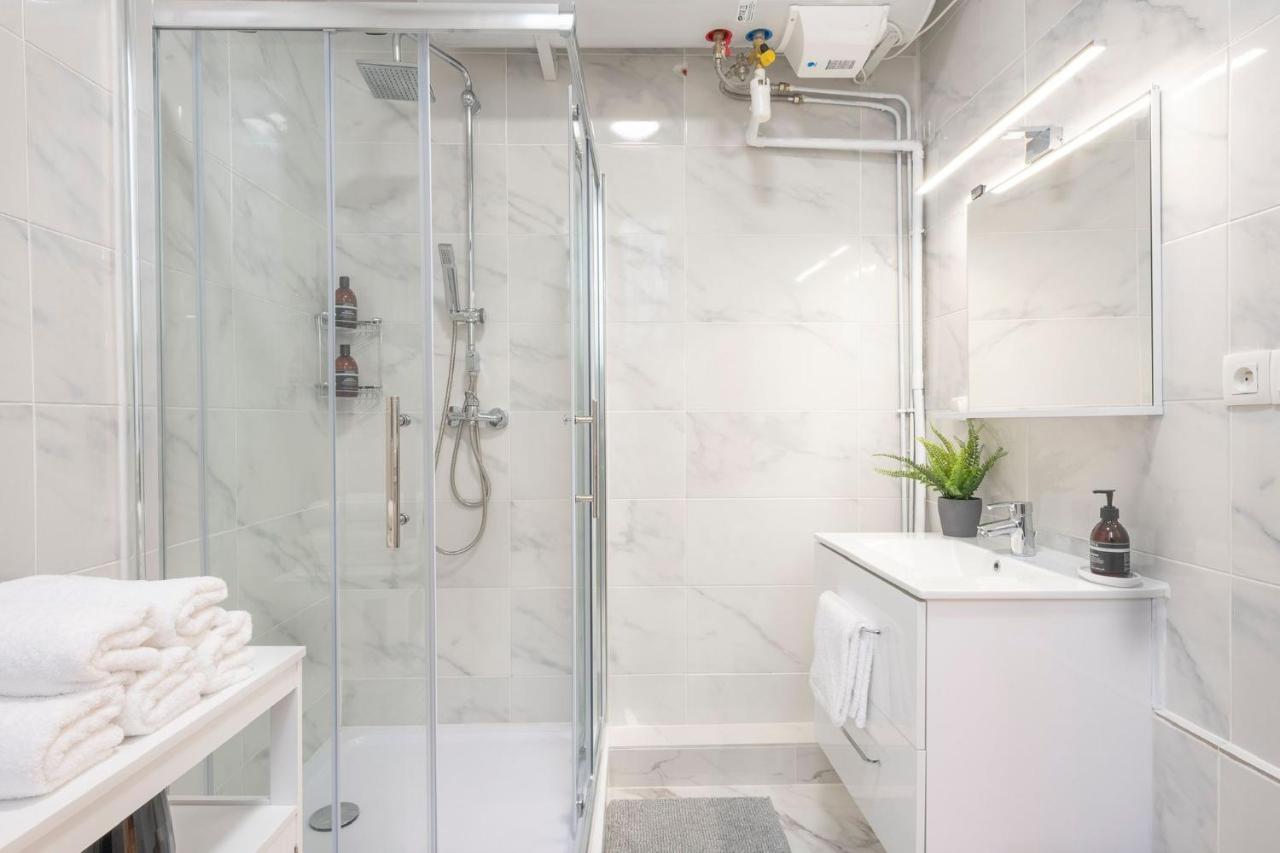 Bohemian Flat - Lovely Marais Parigi Esterno foto